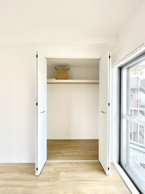 ���[ �����Ղ�̎��[�X�y�[�X�ł��ł��Z��Ԃ��X�b�L���ۂĂ���