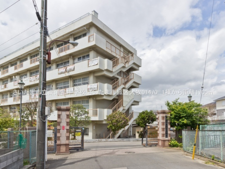 ���ӊ� ���w�Z 1700m �������܎s�����Y�a���w�Z