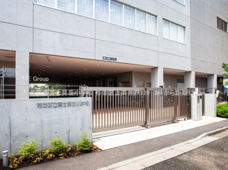 ���ӊ� ���w�Z 1300m �����旧�x�m���u���w�Z