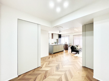 �q������ �����˂��J�����ă��r���O�̉����Ƃ��Ă��g����m��