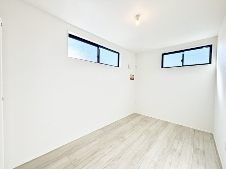 �q������ ������̂₳���������S�n�悢�v���C�x�[�g���[��