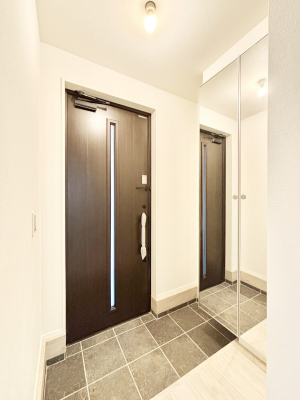 ���� �V��܂ł̃~���[����ԂɍL��������������Ă���܂�