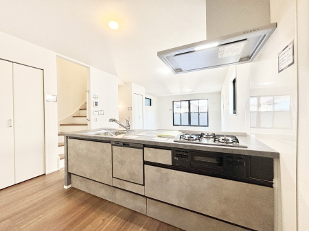 �L�b�`�� �L�X�Ƃ����g������̗ǂ��L�b�`���œ��X�̂��������y�����Ȃ肻��