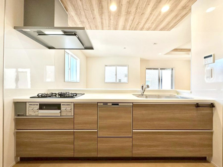 �L�b�`�� �������������I�ɁA�y�����I�V�X�e���L�b�`��  