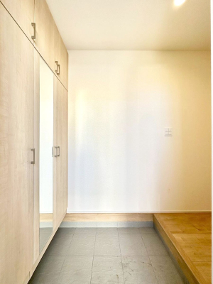 ���� �Ƒ��̋A��₨�q�l�������������}���錺��  