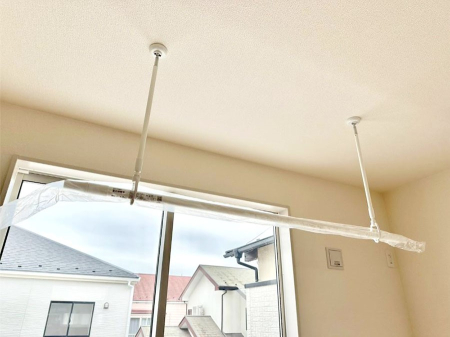 ���̑����� �����������|�[���B�~�J��ԕ��̎����ɑ劈�􂵂܂��B  