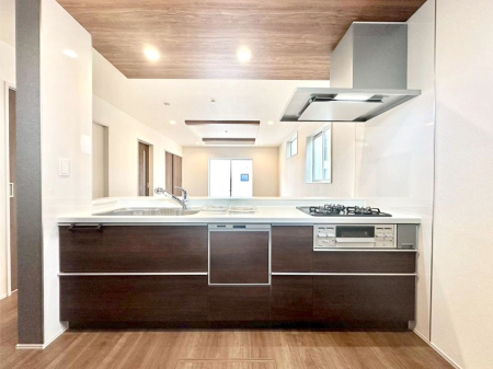 �L�b�`�� �������������I�ɁA�y�����I�V�X�e���L�b�`��  