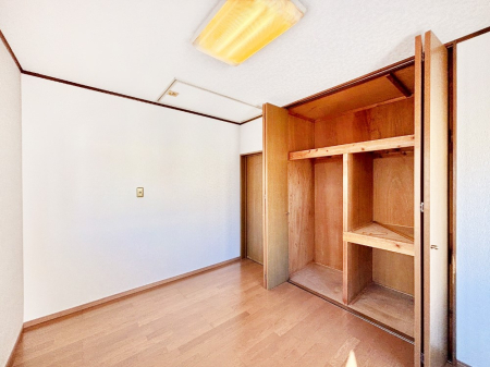 ���̑����� ���[���[�����Ă���̂ŁA���Z�X�y�[�X���L���g���܂�