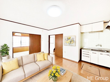 ���r���O ���Ƒ��̓��₩�Șb�����ŕ�܂�閾�邢���r���O  ���Ƌ��CG�ł�