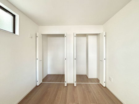 ���[ �����Ղ�̎��[�X�y�[�X�ŉ��K�ɕ�点���� 