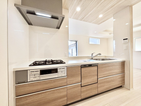 �L�b�`�� �������������I�ɁA�y�����I�V�X�e���L�b�`��  