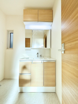 ���ʑ�E���ʏ� �傫�����₷���O�ʋ��Ő�����������ʑ�́A�g�����Ȃ݃`�F�b�N�┧�̂������ɂ������߂ł��B 