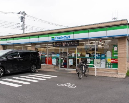 ���ӊ� �R���r�j 200m �t�@�~���[�}�[�g ���n�x�m����X