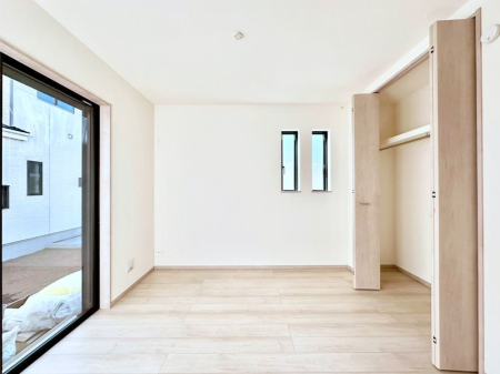 ���̑����� ���r���O�אڂ̗m���͌��Ƃ��Ă����p�ł��܂�