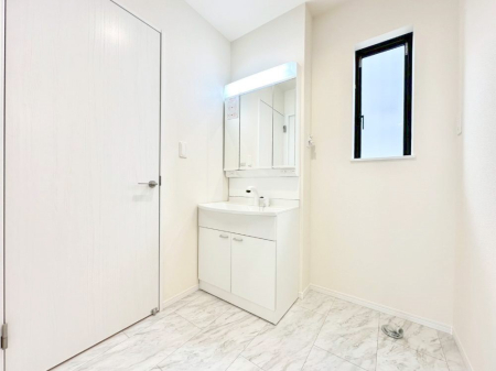 ���̑� �g�x�x���X���[�Y�ɂ����Ȃ���E�ߏ�B  