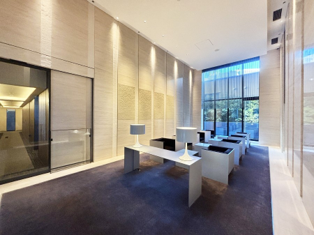 ���̑� �L�X�Ƃ����G���g�����X���r�[�B���F�B�₨�q�l�Ƃ̑҂����킹�ɕ֗��ł��I