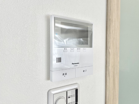 ���̑����� TV���j�^�[�t���Ŗh�Ɩʂ����S�ł��B