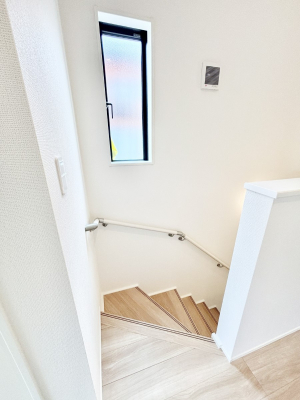 ̑ Ki͎肷tȂ̂ŏȂq܂₲̕Sł