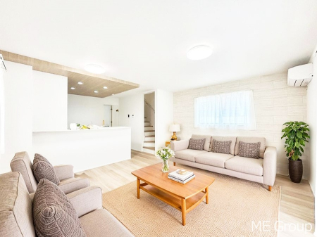 rO ͋Ĉkcj͉Ƒ݂Ȃ̉KԁƋCGł