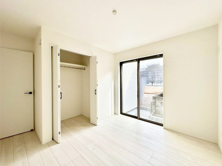 ���̑����� �S����2�ʍ̌����N���[�[�b�g�t���ł�