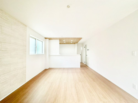 ���r���O �i�`�������e�C�X�g�̗D�����_�炩���F�g���̃t���[�����O���f�G�ȃ��r���O�ł��ˁB