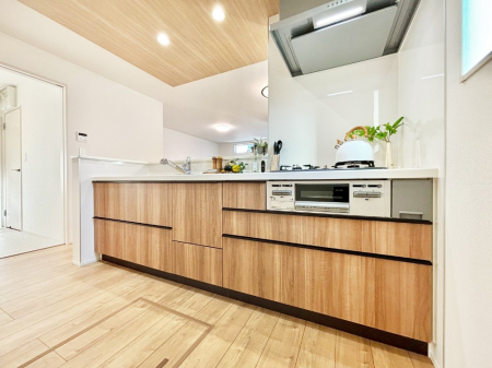 �L�b�`�� �����g���L�b�`��������A�g���₷�����������̂��₷���ɂ������܂����B 