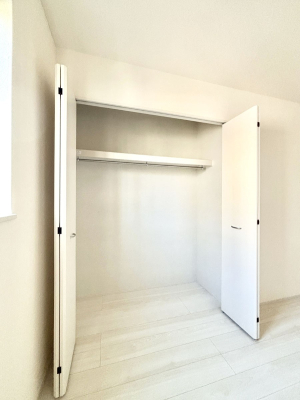 ���[ �����Ղ�̎��[�X�y�[�X�ŉ��K�ɕ�点���� 