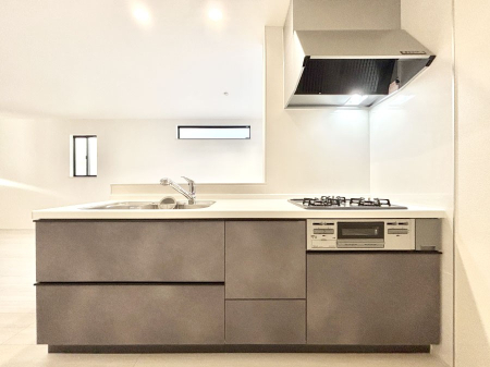 �L�b�`�� �������������I�ɁA�y�����I�V�X�e���L�b�`��  