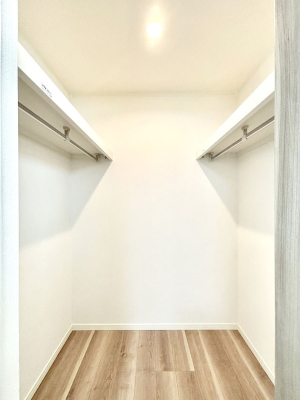 ���̑� �E�H�[�N�C���N���[�[�b�g�t���Ő�����Ԃ��L�����p�ł��܂��B