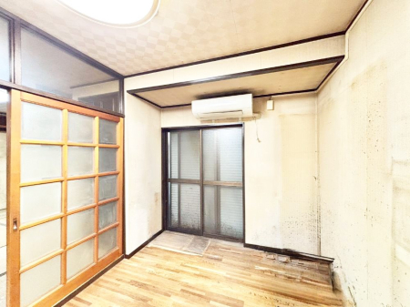 ���r���O ���Ƒ��̓��₩�Șb�����ŕ�܂�閾�邢���r���O