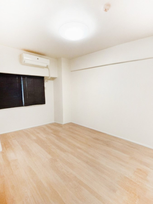 Q g₷`ŃxbgƋ̒uɂ邱Ƃ܂B  CGH