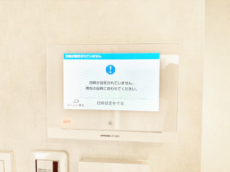 ���̑����� TV���j�^�[�t�C���^�[�z�����t���Ă��ăZ�L�����e�B�[��