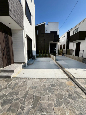  �����Ɍ������Ȃ����ԃX�y�[�X�B