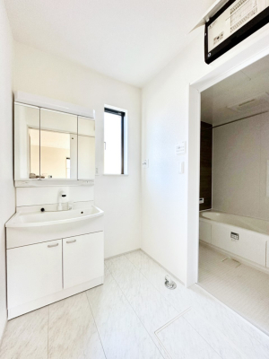 ̑ Ă̂ŎC̑ꏊłC\s܂B̐gxxCǂI