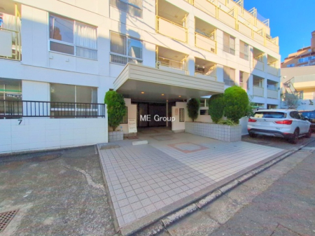 �G���g�����X -