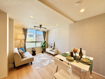 ���r���O �Ƒ��ꏏ�ɂ��H�����y���݂����Ȃ�L�X���r���O�_�C�j���O  