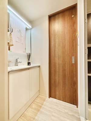 ���ʑ�E���ʏ� ������������ʉ��ώ��Œ��̐g�x�x�����K  