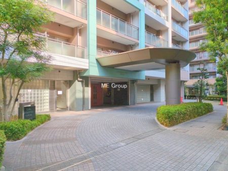 �G���g�����X -