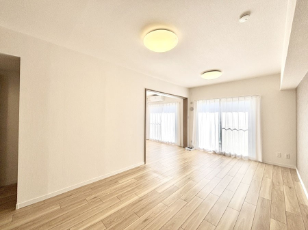 ���r���O �������������͋C�̂k�c�j�͉Ƒ��݂�Ȃ̉��K���