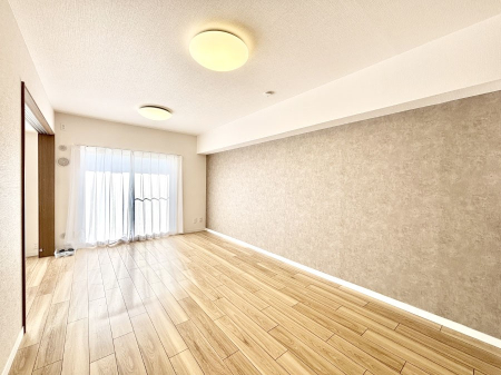 ���̑����� �傫�ȑ����炽���Ղ�̗z���ƕ�����������_�C�j���O  