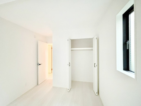 ���̑� 1�K�̔[�˂͎��[�͂������A�����Ƃ��Ă����p�ł��܂��B