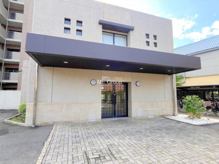 �G���g�����X -