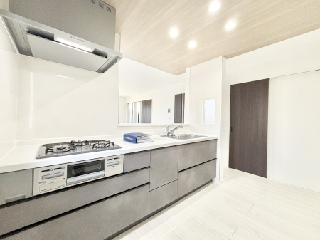 �L�b�`�� �L�X�Ƃ����g������̗ǂ��L�b�`���œ��X�̂��������y�����Ȃ肻��