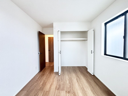 �q������ �q�������ɂ��������߂Ȏ��[�X�y�[�X�����Ղ�̋���