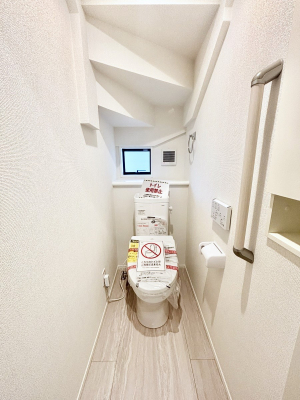 �g�C�� �E�H�V�����b�g�t���g�C����1�K��2�K���ꂼ��ɔz�u����Ă��ĂƂĂ��֗��ł��B 