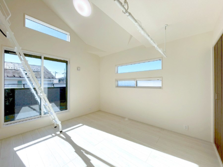 �Q�� ���邢�o���R�j�[�T�C�h�ɗm����ݒu�B�ڊo�߂̗ǂ��Q���ɁB 