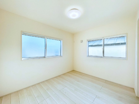 �q������ �Q�ʍ̌��Ŗ��邳�����ʂ��ǍD�I