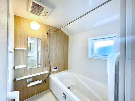 ���� ����̔�����₷��؂ȃo�X�^�C���B�������Ƃ����C���y����Ŕ����Ƃ肽���ł��ˁI  