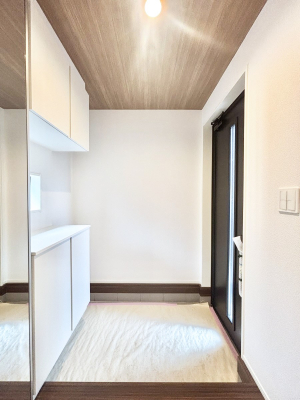 ���� �~���[�t���V���[�Y�{�b�N�X�͂��o�����O�̐g�����Ȃ݃`�F�b�N�ɕ֗�