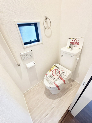 �g�C�� �E�H�V�����b�g�t���g�C����1�K��2�K���ꂼ��ɔz�u����Ă��ĂƂĂ��֗��ł��B 